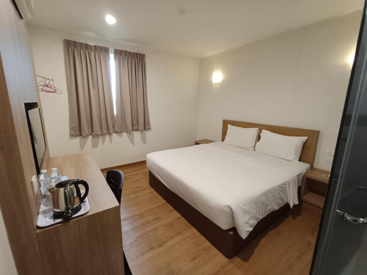 Greencity Hotel Sungai Petani Buitenkant foto