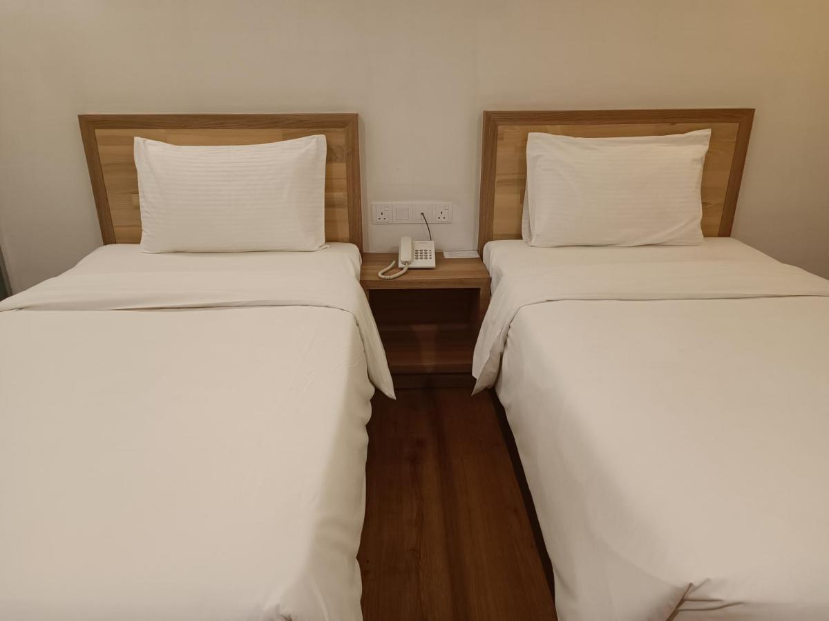 Greencity Hotel Sungai Petani Buitenkant foto
