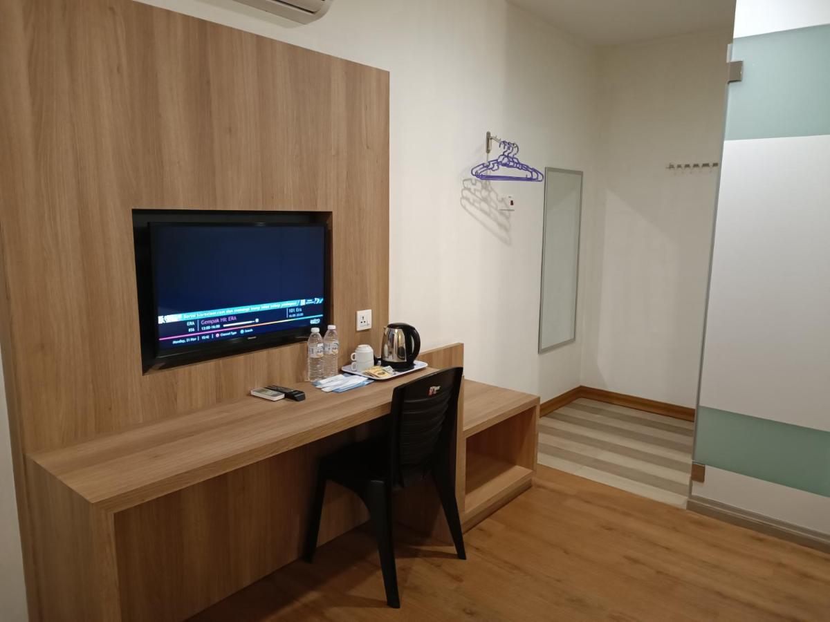 Greencity Hotel Sungai Petani Buitenkant foto