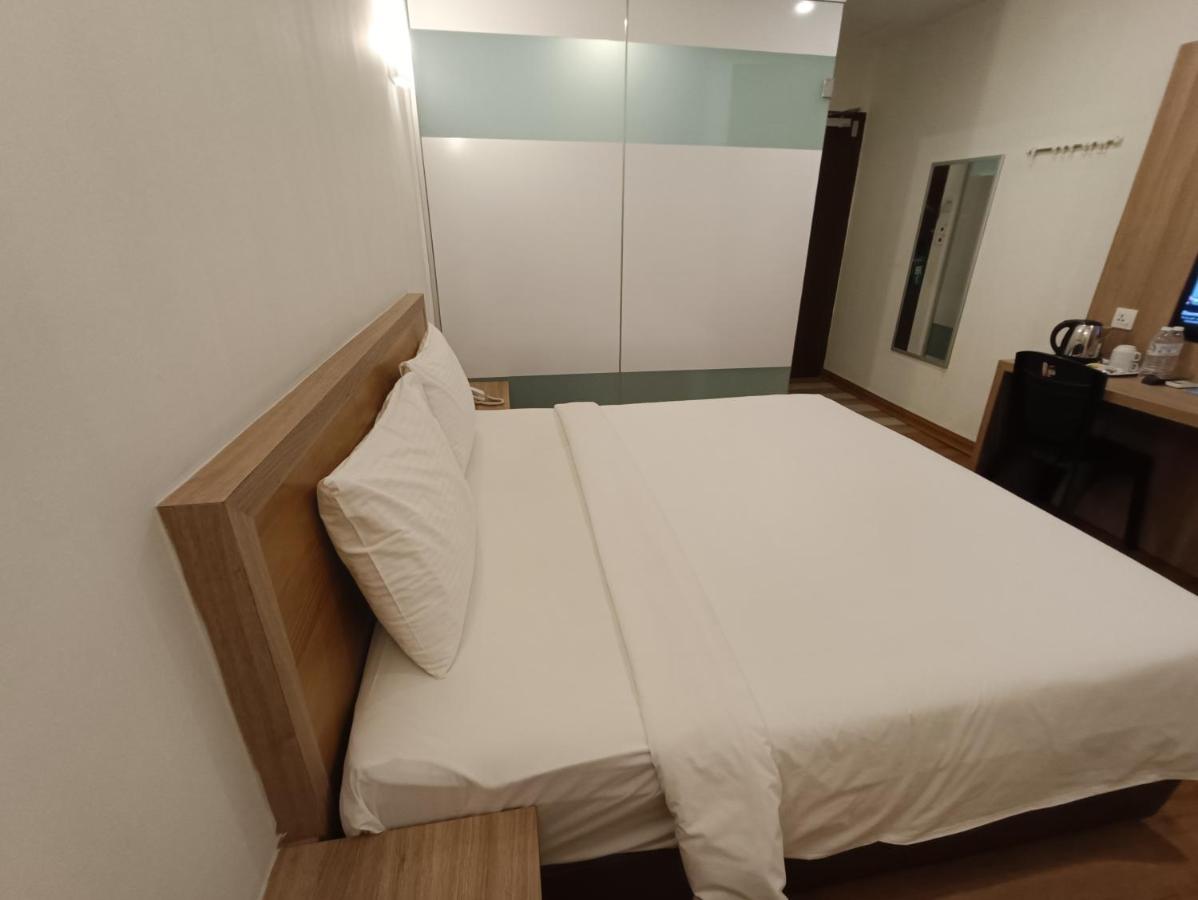 Greencity Hotel Sungai Petani Buitenkant foto