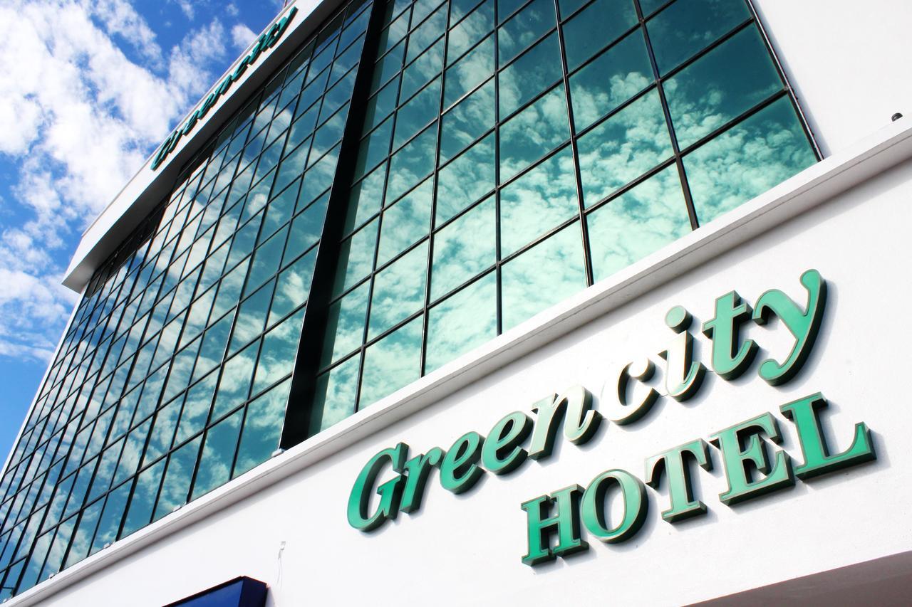 Greencity Hotel Sungai Petani Buitenkant foto