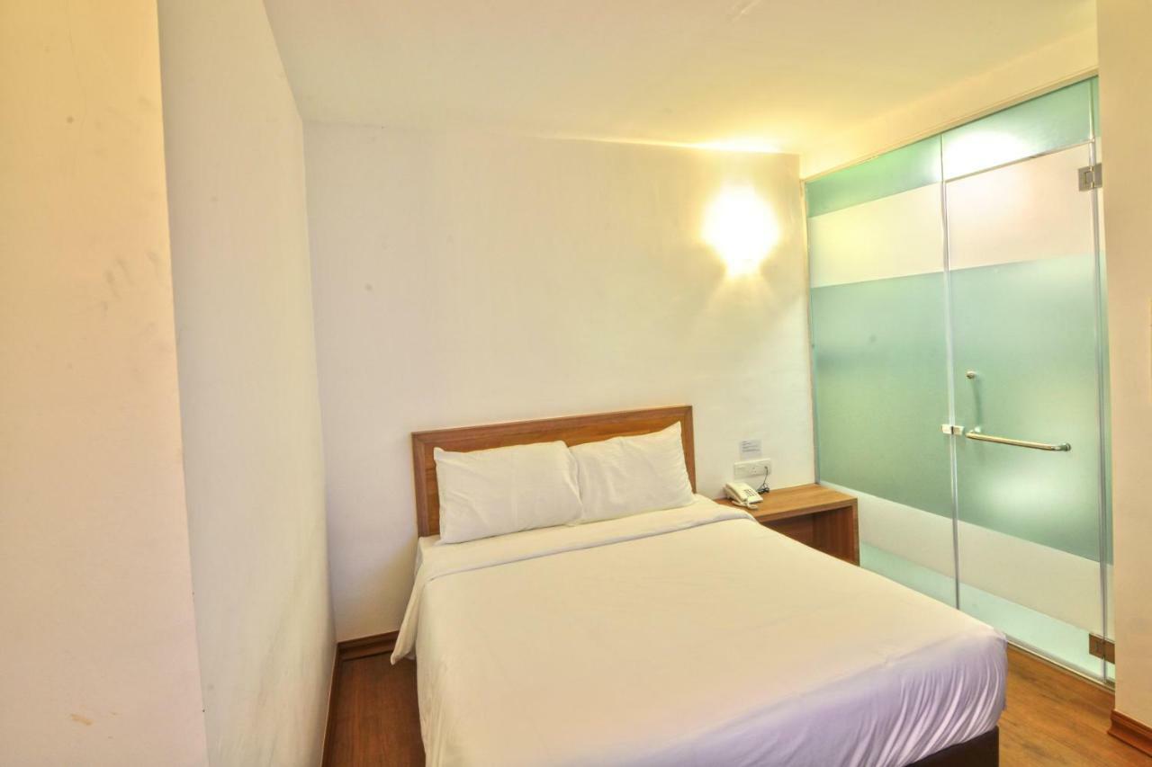 Greencity Hotel Sungai Petani Buitenkant foto