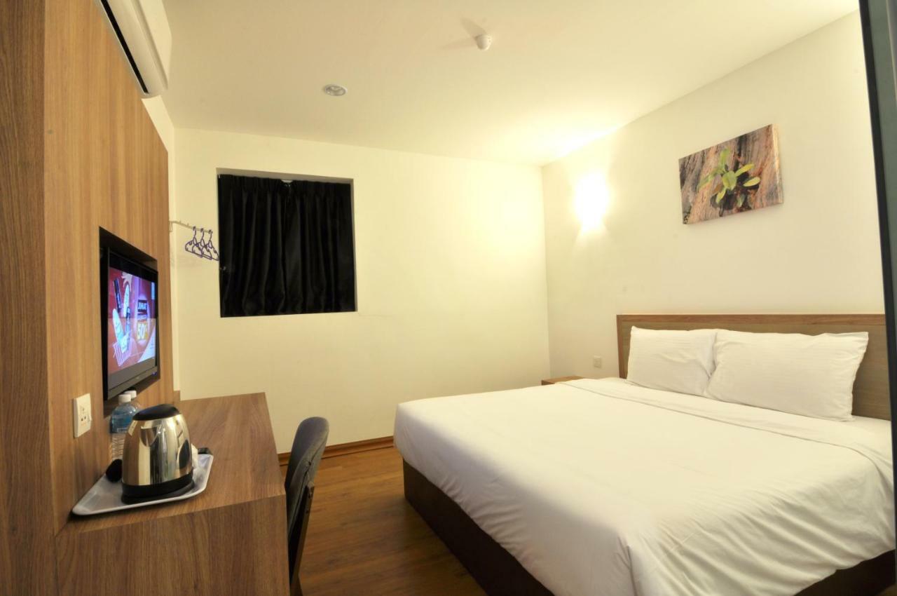 Greencity Hotel Sungai Petani Buitenkant foto
