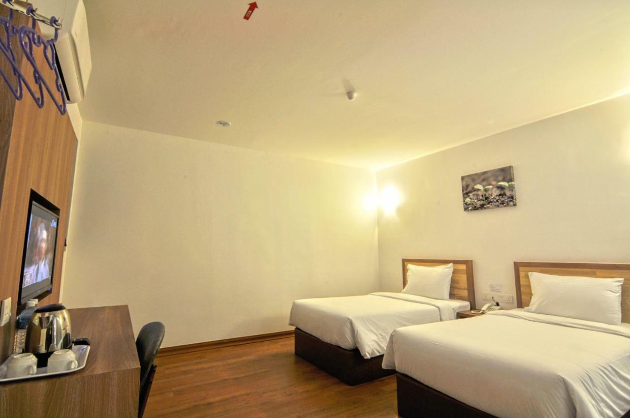 Greencity Hotel Sungai Petani Buitenkant foto